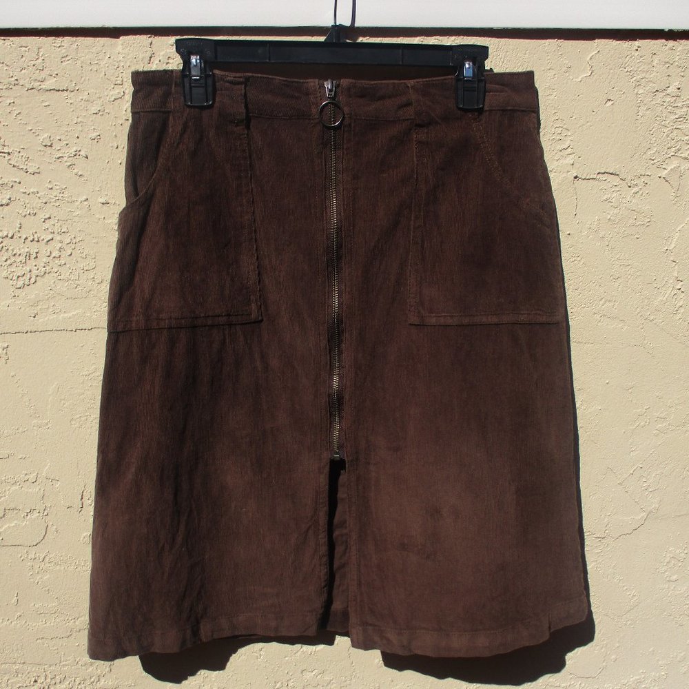 Corduroy Skirt, Front Zip_Very Light Wear